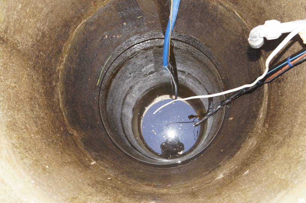 Desinfektion von Wasser in einem Brunnen: Vorbereitung, Methoden und vorbeugende Maßnahmen