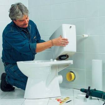 Dichtung zwischen Tank und Toilette: Typen, Zweck, Installationsmerkmale