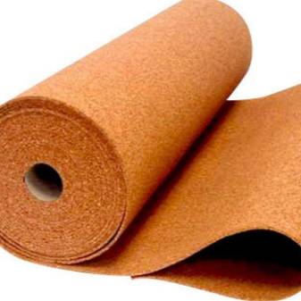 Bodendämmung entlang der Baumstämme: Materialien für Wärmedämmung + Dämmsysteme
