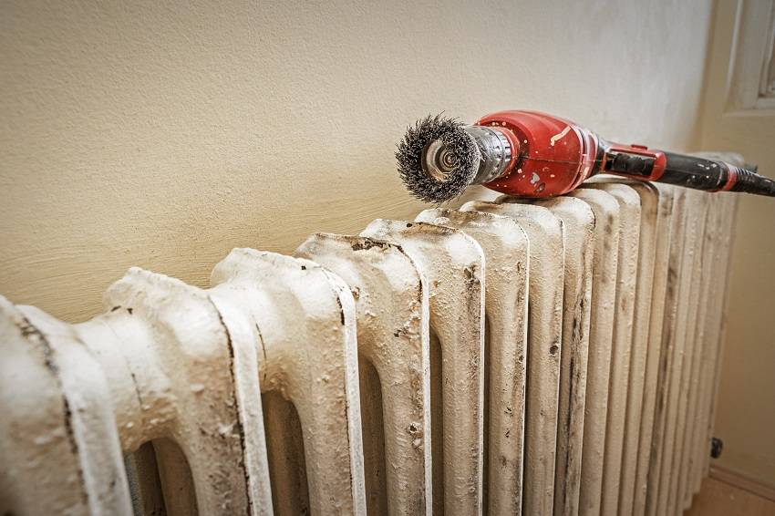 Farbe für Heizkörper (Batterien): Eigenschaften, Anwendungsverfahren