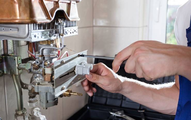 Gør-det-selv reparation af gassøjlevarmeveksler: de vigtigste stadier af lodning af en kobberradiator