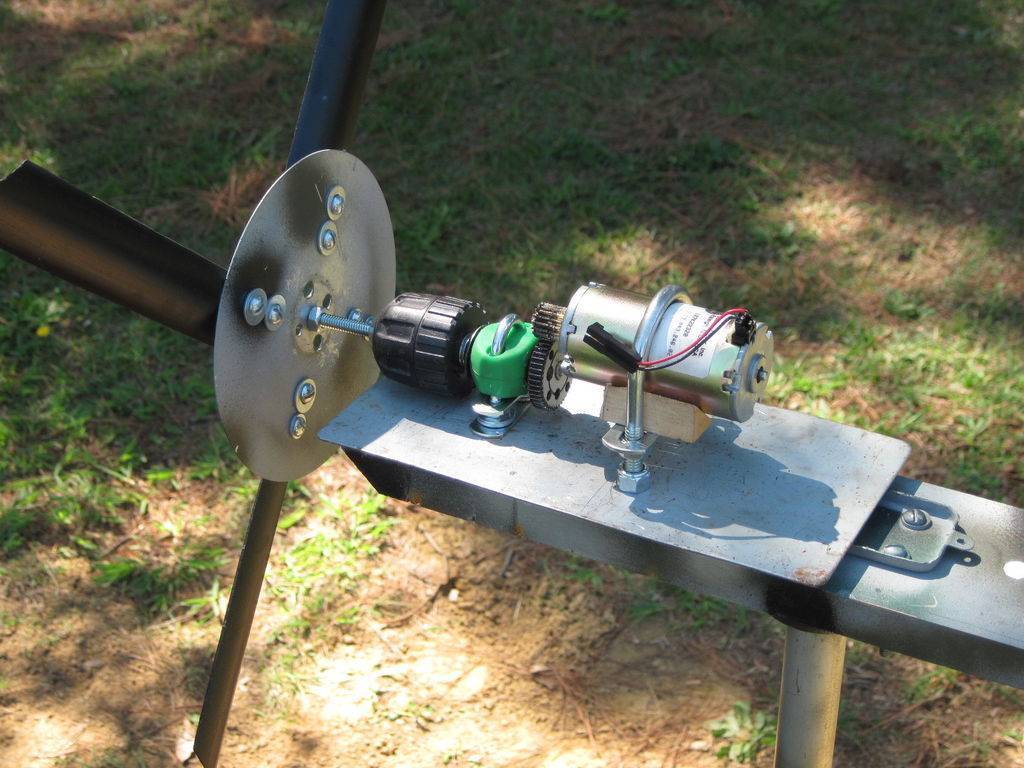 Windgenerator zum Selbermachen aus einem VAZ-Autogenerator - Marine