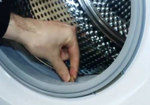 Die Waschmaschine wringt die Wäsche nicht aus: Warum das Schleudern nicht funktioniert, die Gründe