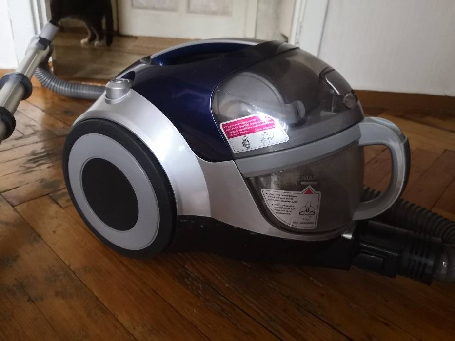 Staubsauger LG 2000w: Bewertung der beliebten "Zweitausender" der südkoreanischen Produktion