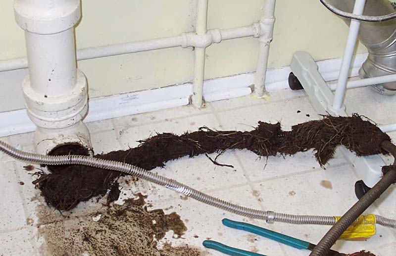 So beseitigen Sie eine Verstopfung in einem Rohr: 17 Möglichkeiten, es zu Hause zu reinigen