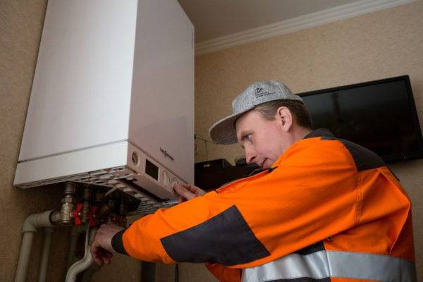 Was ist besser – ein Gas-Warmwasserbereiter oder ein Elektro-Warmwasserbereiter? Vergleich der wichtigsten Parameter