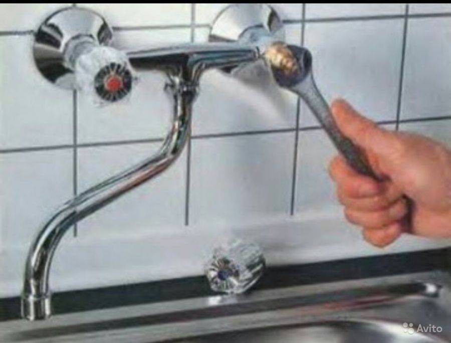 So reparieren Sie einen tropfenden Wasserhahn im Badezimmer: Merkmale verschiedener Designs