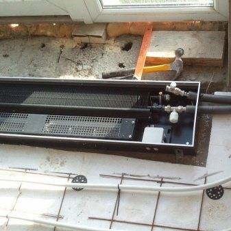 Merkmale von unter der Fensterbank gebauten Konvektoren