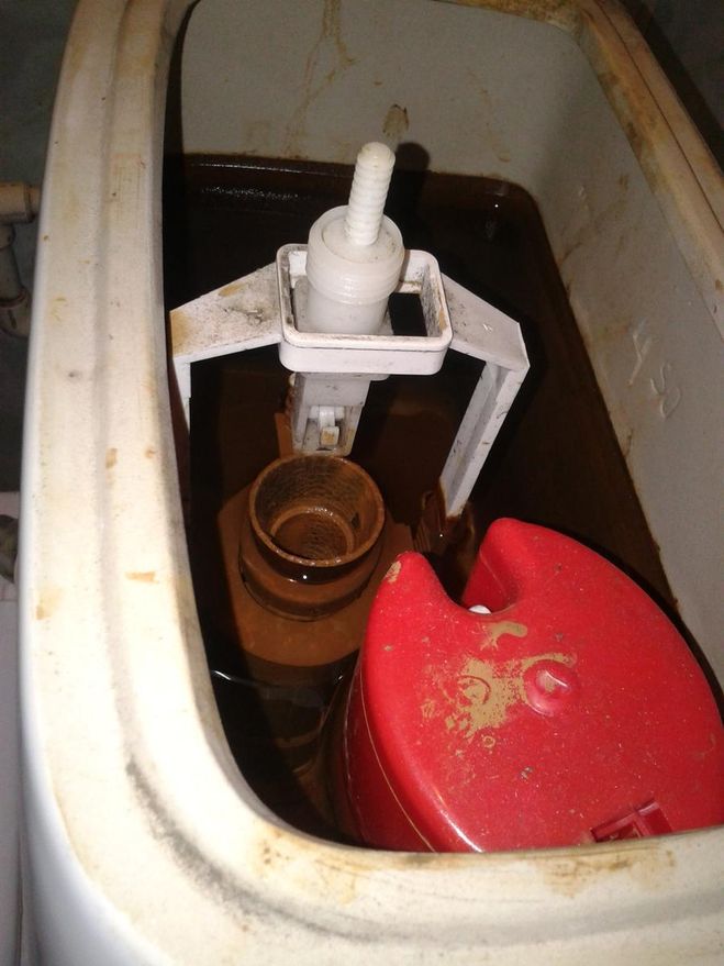 Was tun, wenn der Ablauftank kein Wasser enthält? Schritt-für-Schritt-Anleitung zur Fehlerbehebung