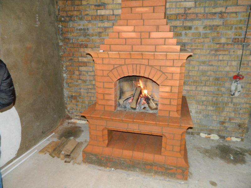Gemauerter Kamin: 90 Herstellungsfotos, Projekte und Berechnungen, die zum Bau eines Kamins erforderlich sind