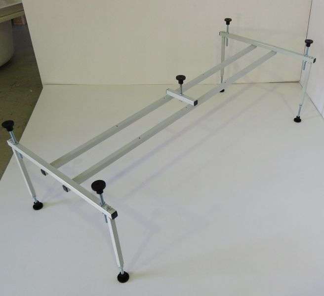 Do-it-yourself-Stahlbadinstallation: So installieren Sie Rohrleitungen