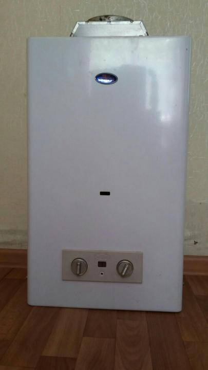 Heizsysteme für Land- und Landhäuser. Boiler, Gaswarmwasserbereiter, Warmwasserbereiter - Reparatur, Service, Betrieb. Empfehlungen für Montage und Installation.