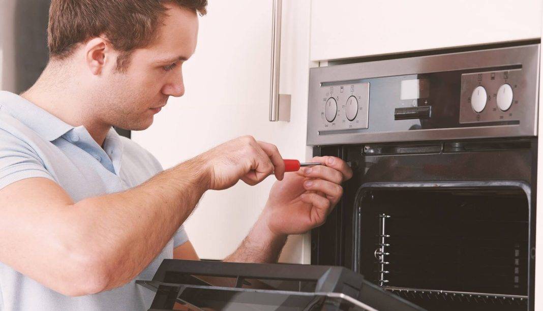 Der Ofen funktioniert nicht im Gasherd: Er geht aus, leuchtet nicht, es gibt kein Gas, er wird nicht geregelt
