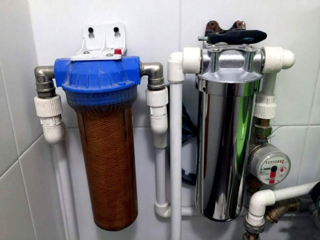 Arten von Filtern für die Wasserreinigung: Welche Arten und Sorten von Modellen gibt es, eine Beschreibung der Hauptsysteme sowie ein nützliches Video zum Thema
