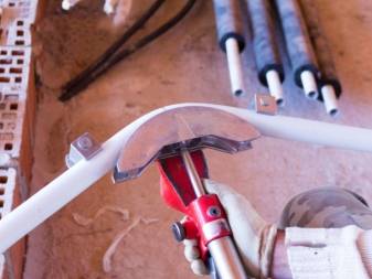 So arbeiten Sie mit Verbundrohren: ein Überblick über Verbindungs- und Biegemethoden