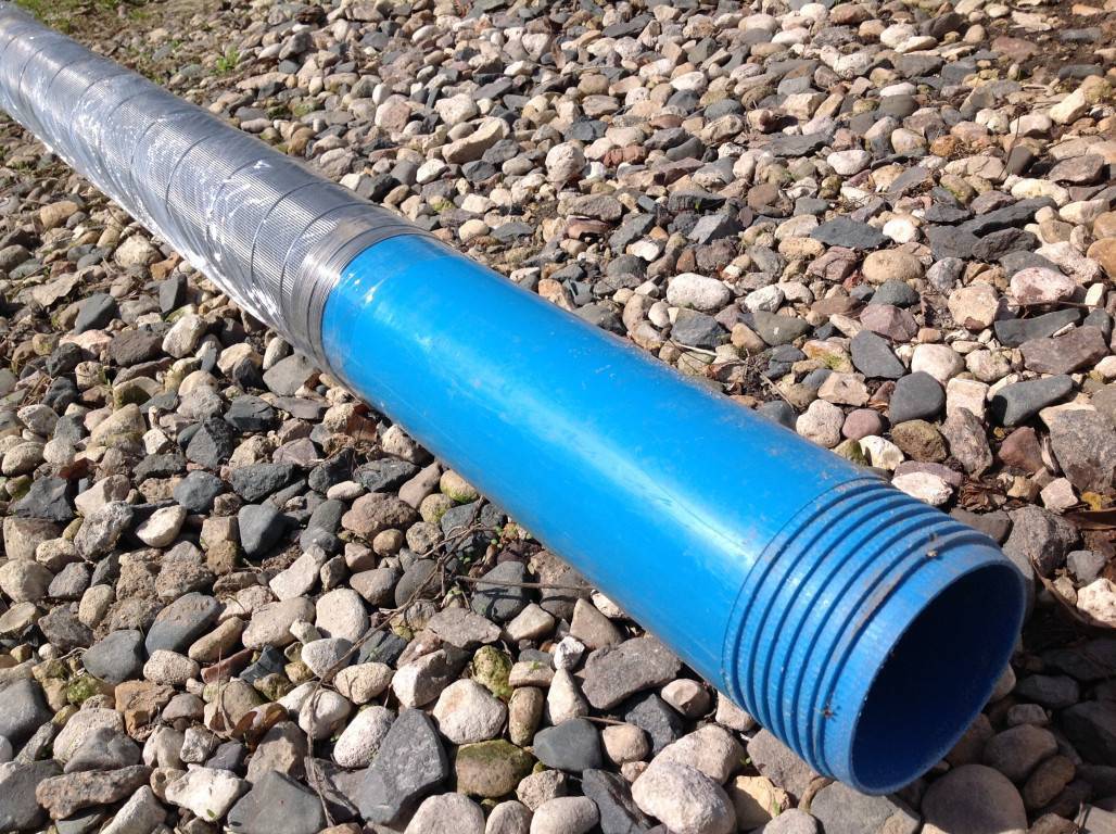 Welche Rohre sind besser für einen Brunnen und warum: Arten, Eigenschaften von Rohren unter Wasser, Vorteile von Kunststoffrohren