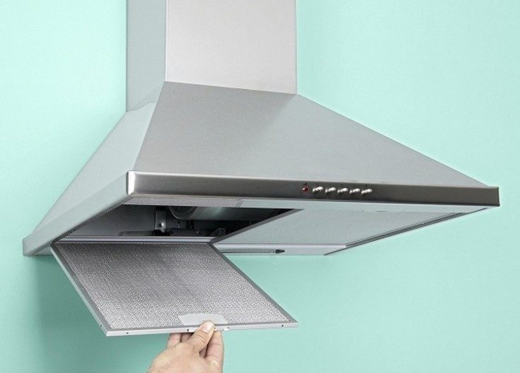 Emhætte til køkkenet med en luftkanal: hvordan man arrangerer en emhætte i køkkenet med og uden kasse