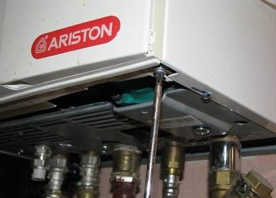 Fehler des Gaskessels "Ariston": So finden und beheben Sie das Problem per Code