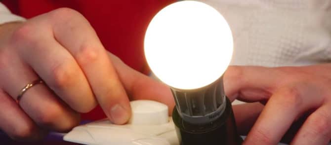 Lysdæmper til LED og LED-lamper til 220 V