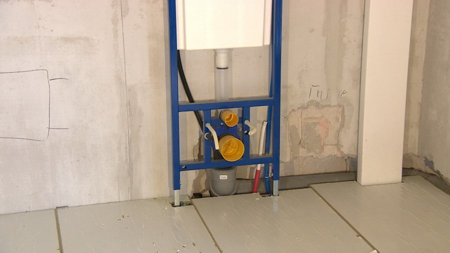 Installation einer Wandtoilette mit Installation: Schritt-für-Schritt-Anleitung für einen Heimmeister