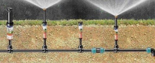 Sådan organiseres sommervandforsyningen i landet: lægning og arrangering af vandforsyning til kunstvanding