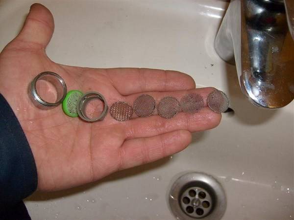 Wenn sich das Wasser erwärmt, steigt der Wasserdruck