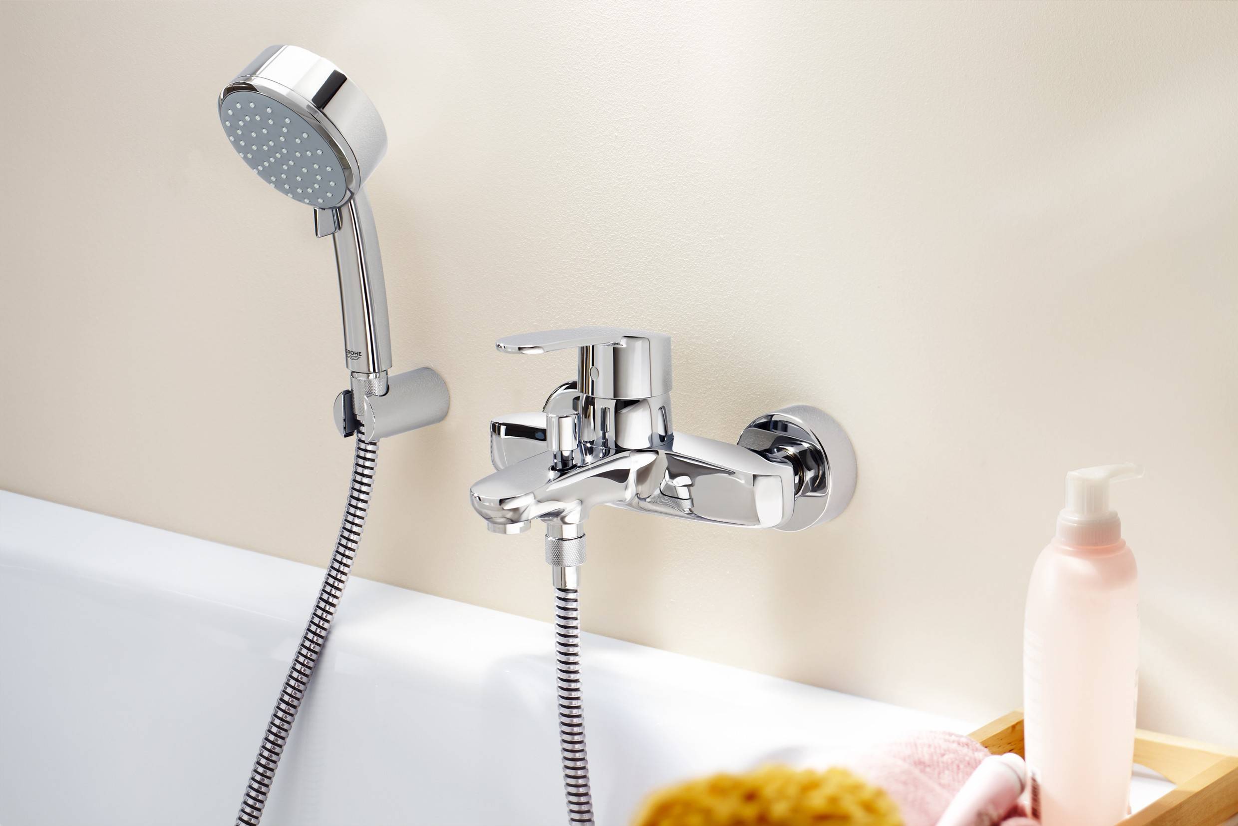 So wählen Sie einen Badhahn mit Dusche aus - 8 Hauptprinzipien