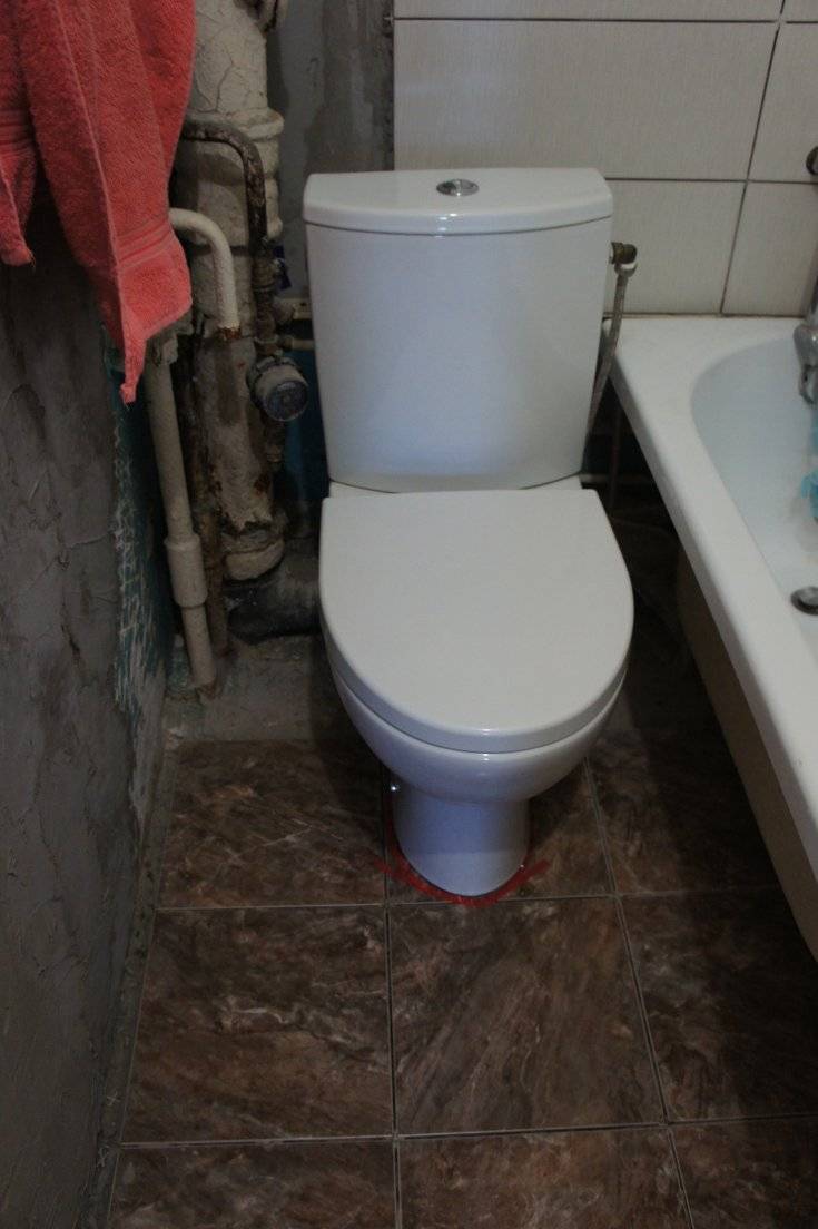 Sådan installeres et toilet på en flise med dine egne hænder: trinvise instruktioner + installationsfunktioner