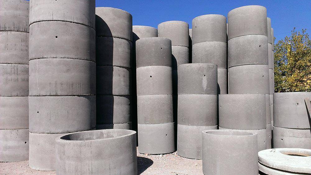 So wählen Sie die richtigen Betonringe für den Brunnen aus