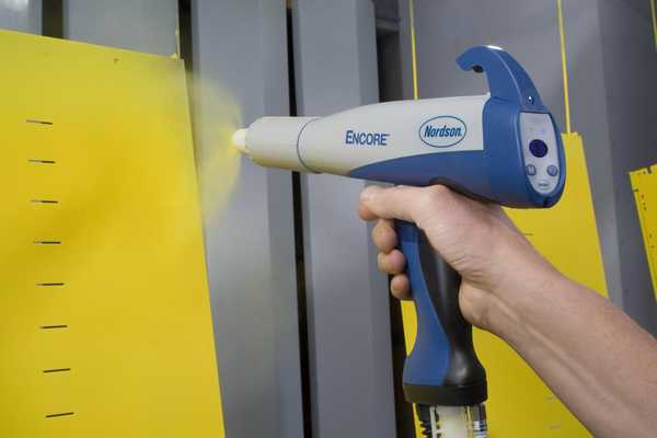 Welche Farbe zum Lackieren von Heizkörpern: eine vergleichende Übersicht der Lackarten für Batterien + die besten Hersteller