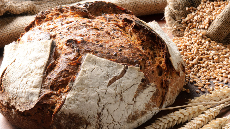 Hvorfor brød ikke skal opbevares i køleskabet: 3 gode grunde