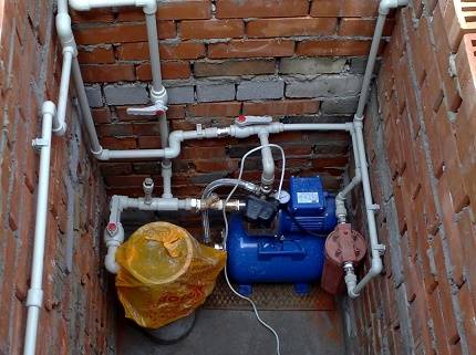 Installation af en pumpe i en brønd: hvordan man korrekt installerer pumpeudstyr