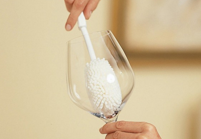 Wie man Glasvasen wäscht: eine Überprüfung bewährter Produkte