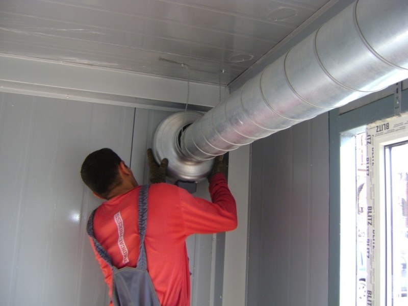Heizung der Zuluft in einer Wohnung: Arten von Heizungen, Merkmale ihrer Wahl und Installation