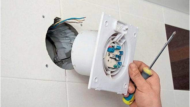 So schließen Sie einen Lüfter mit einem Feuchtigkeitssensor an: Feinheiten des Anschlusses und der Installation + Auswahlregeln
