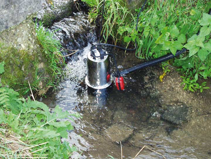 Unterwasser-Vibrationspumpe "Brook": eine Übersicht über Design, Eigenschaften + Kundenrezensionen