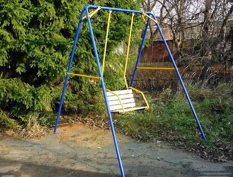 Gartenschaukel zum Selbermachen aus Metall: beliebte Selbstbaumöglichkeiten + Aufbauanleitung