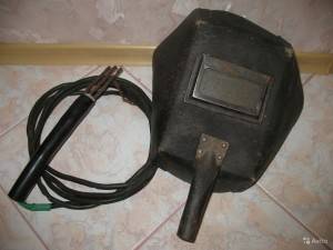 Wie bettet man ein Rohr mit Elektroschweißen ein?
