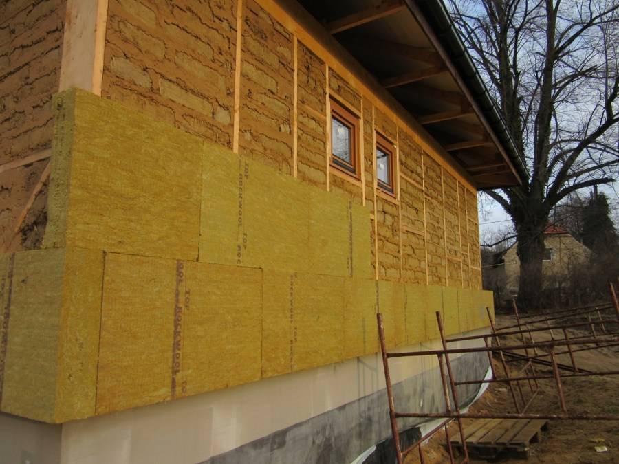 Isolierung für die Außenwände des Hauses: Wie man dämmt und was besser ist
