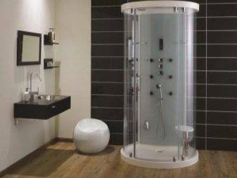Wie und wie man die Dusche wäscht: eine detaillierte Übersicht über die besten Reinigungsmittel
