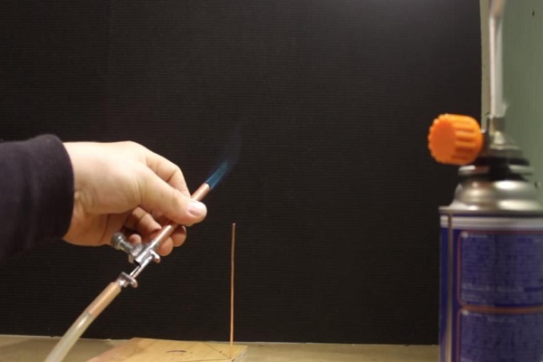 DIY-Gasbrenner: Wie man ein hausgemachtes Gerät für eine Gasflasche herstellt