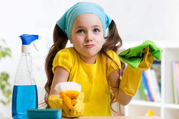 9 måder at bruge almindeligt salt under rengøring i stedet for dyre husholdningskemikalier