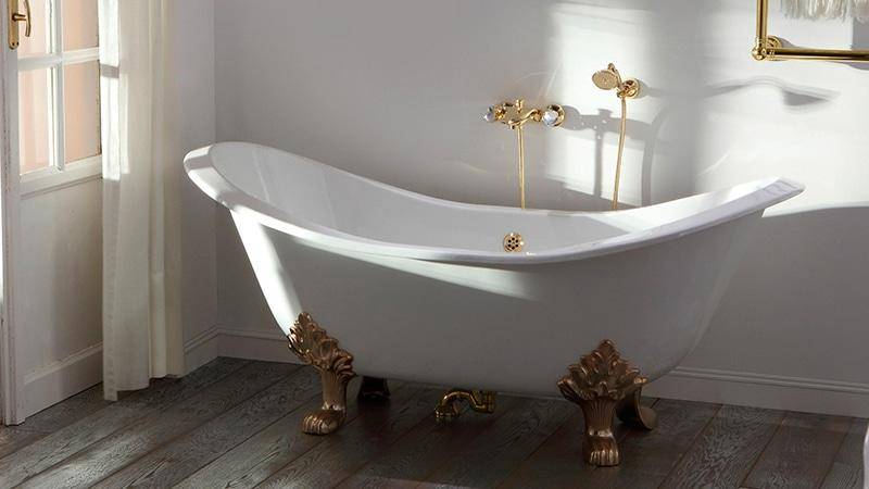 Welche Badewanne ist besser aus Gusseisen, Acryl oder Stahl?