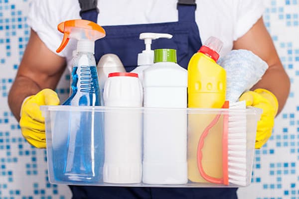 15 überraschende Dinge, die mehr Keime haben als ein Toilettenrand
