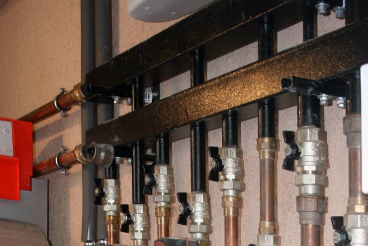 Do-it-yourself-Heizungsverteiler, System und Verkabelung