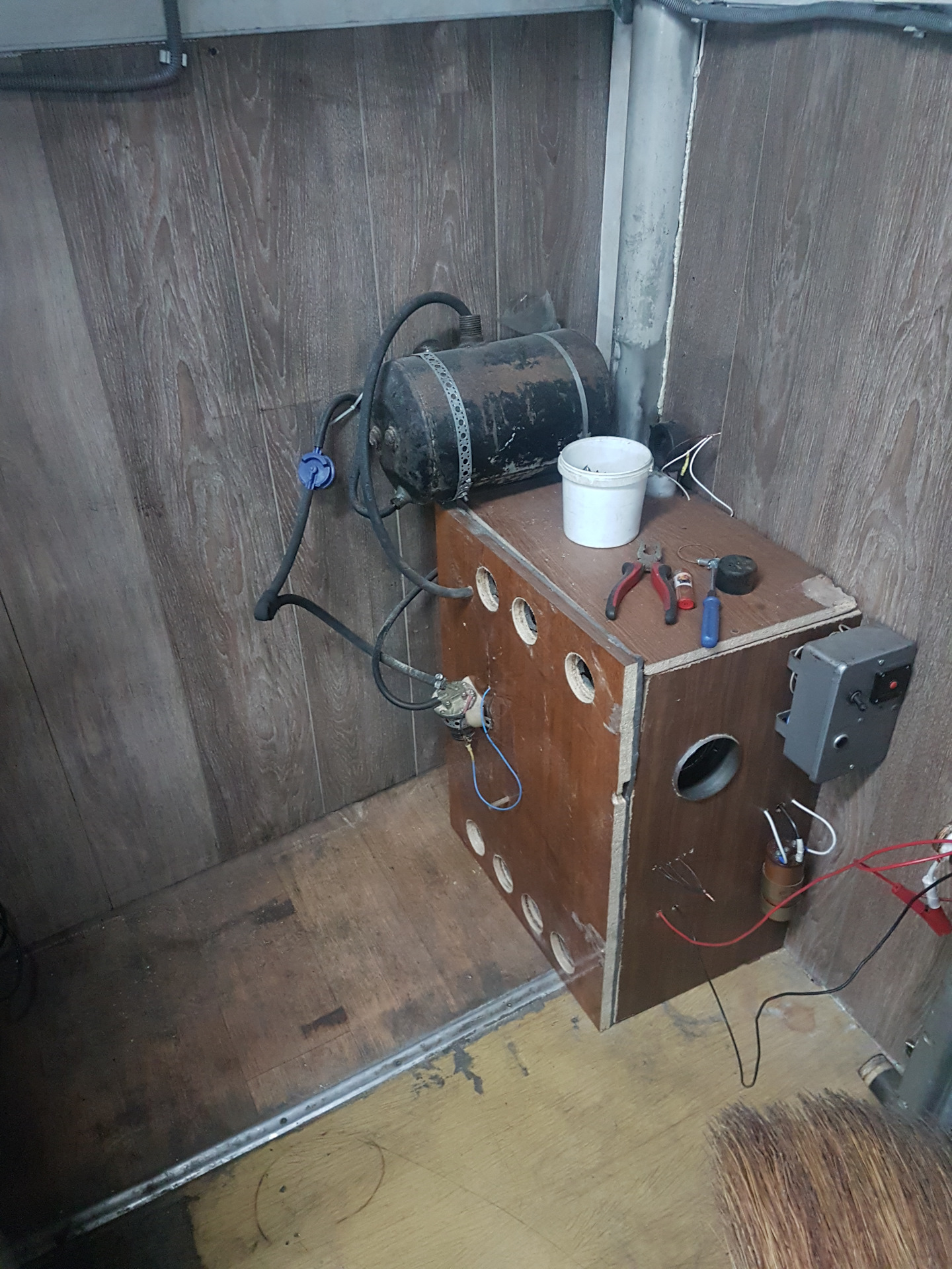 Heizen in der Garage: So heizen Sie sparsam, wie Sie es billig und schnell machen, machen Sie es selbst mit Frostschutzmittel