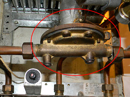 Do-it-yourself-Geysir-Reparatur „Vektorluxus“: Häufige Pannen + Tipps zu ihrer Behebung