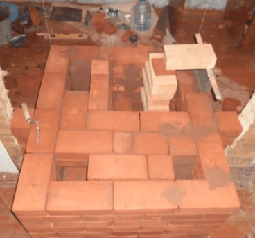 So bauen Sie einen russischen Ofen: Mauerwerk zum Selbermachen, die besten Befehle und Schemata