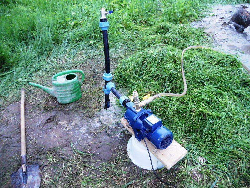 So pumpen Sie einen Brunnen nach dem Bohren aus Sand, Schlick und Ton 