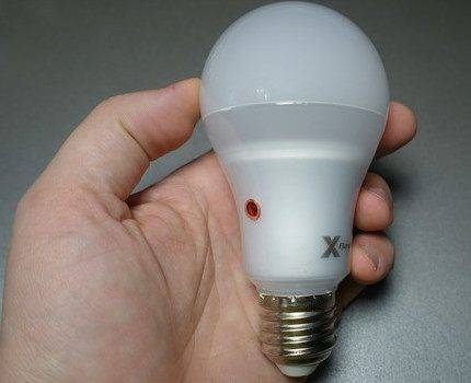 Intelligente Lampe: Verwendungsmerkmale, Typen, Gerät + Überprüfung der besten Glühlampenmodelle